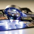 Zvětšit fotografii - Lupa s LED osvětlením, zvětšení 2,5 x, průměr 55 mm