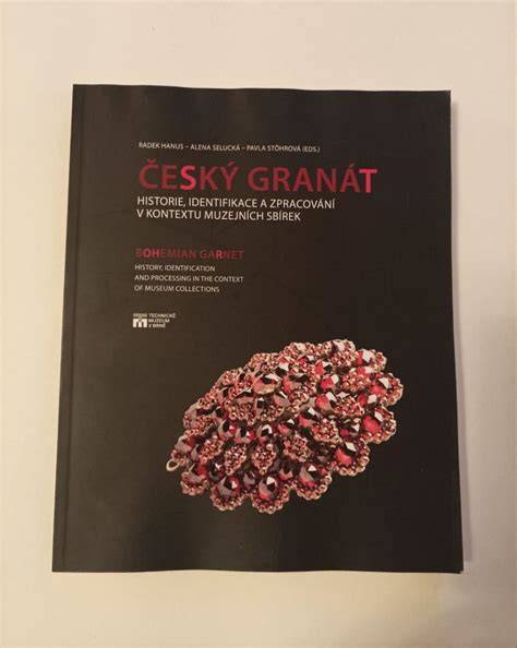 Diagnostika českého granátu mikroskopem